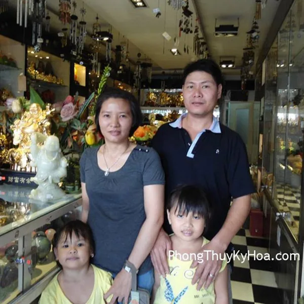 Anh Thắng - khách hàng mua Di Lặc đá cẩm thạch PDL-CTN