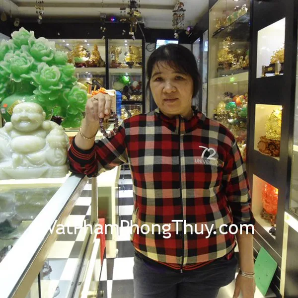 Chị Hoa - Khách hàng mua Chuỗi hồng lục bảo S1108-4-S4-1782