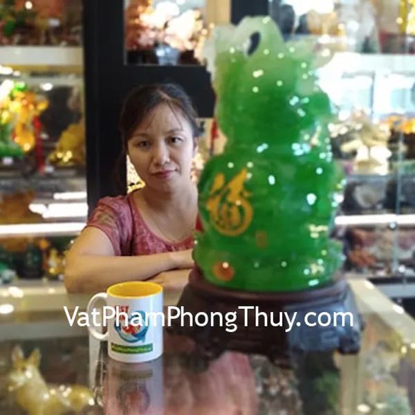 Chị Hoa - khách hàng mua tượng hồ lô xanh ngọc C153A