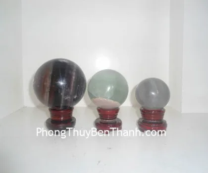 Quả cầu đá dạ quang xanh tím (đom đóm) M186-S6-5062