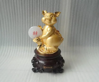 Heo tam thể có đế gỗ (325g) HTT01-S2-6825
