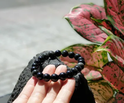 Chuỗi hắc ngà vàng kim xám 8li S6668