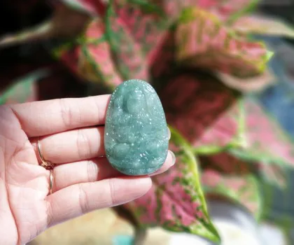 Phật bản mệnh Phỉ Thúy xanh đậm sắc xảo A+ lớn - Ngọ (Đại Thế Chí Bồ Tát) FS6864-5