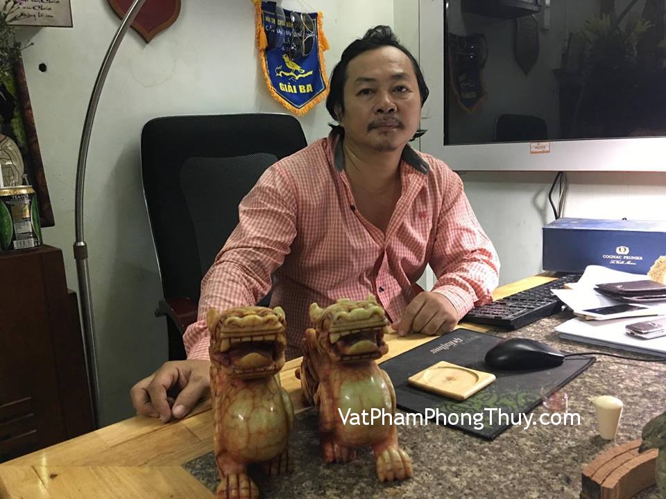 Anh Châu - khách hàng mua cặp Tỳ Hưu đá Tiêu Ngọc N081