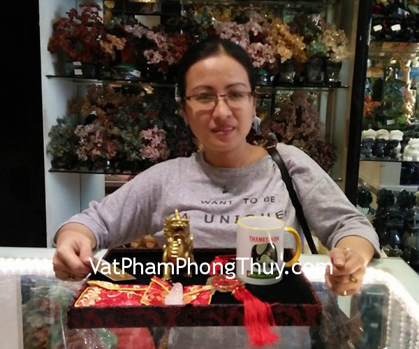 Chị Yến - khách hàng mua Mặt nhẫn Tỳ Hưu thạch anh vàng 10.5 S757, Tỳ hưu đeo cổ thạch anh trắng vảy rồng S406, Tỳ hưu đồng 6 tấc D211