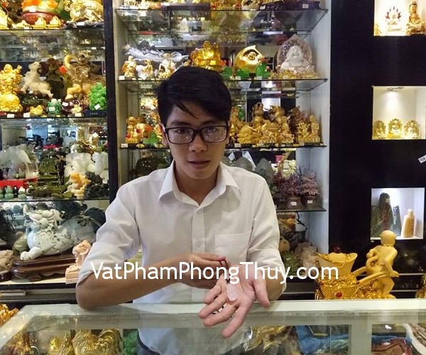 Anh Sang - khách hàng mua mặt hồ ly thạch anh hồng S6341
