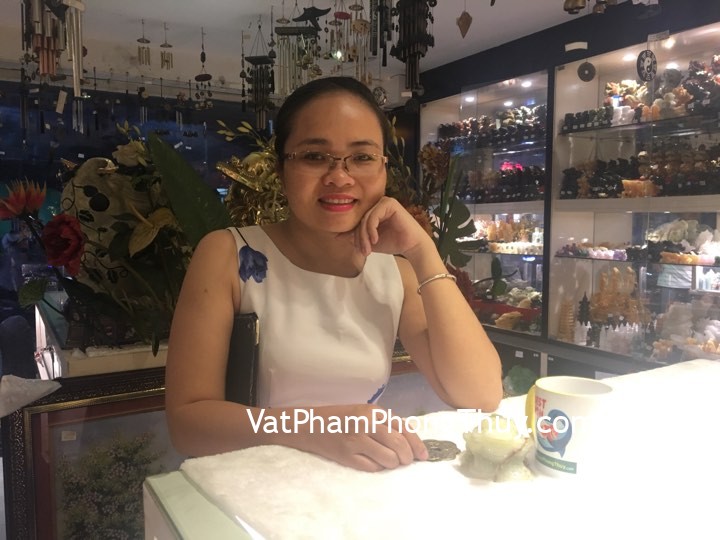 Chị Yến - khách hàng mua Thiềm Thừ Tây Tạng chuẩn CTT-S , xu hoa mai 5 cánh liền CC1139