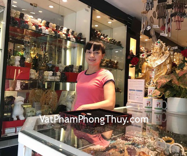 Chị Lan- Khách hàng mua Phật bản mệnh (tuổi Tuất) S1131,Nhện ngọc trên lá S5148